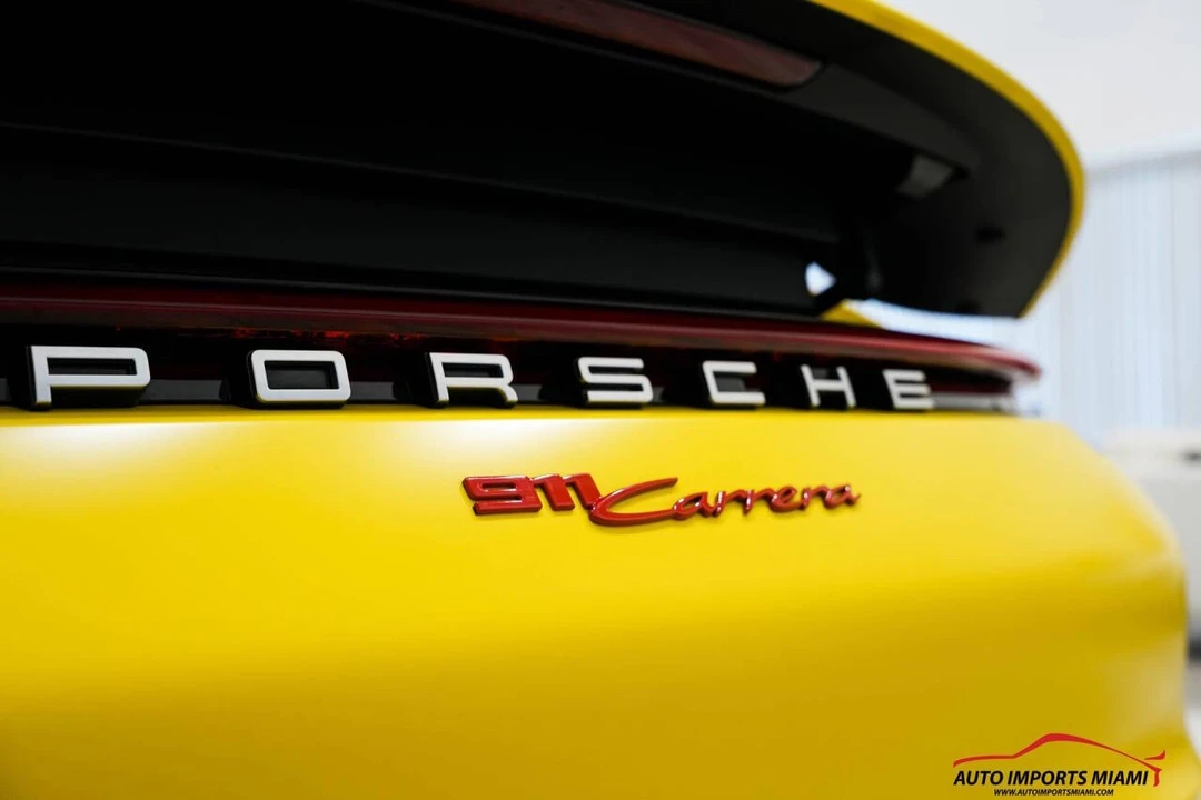 2020 Porsche 992 Carrera - Image 19 of 21