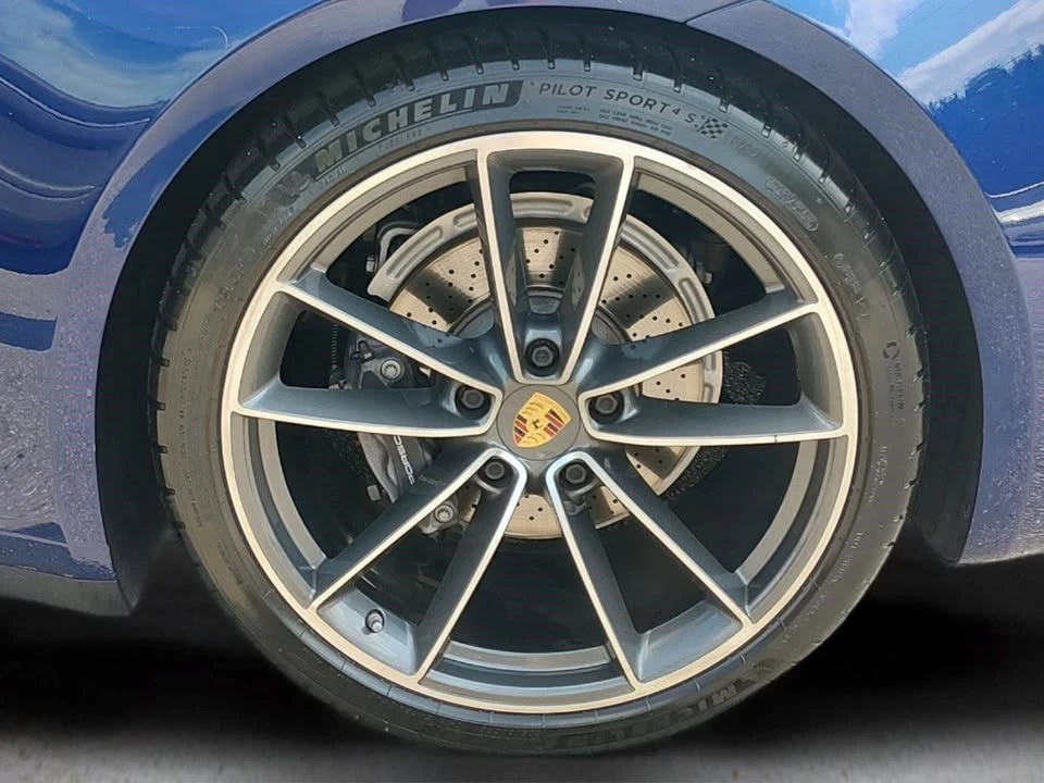 2020 Porsche 992 Carrera 4 - Image 8 of 14