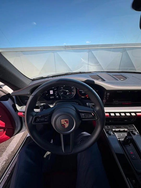 2020 Porsche 992 Carrera 4 - Image 6 of 8