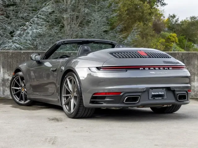 2020 Porsche 992 Carrera 4 - Image 3 of 9