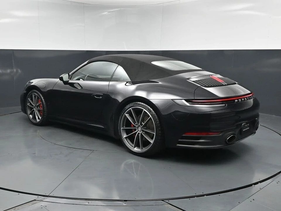 2020 Porsche 992 Carrera 4 - Image 3 of 31