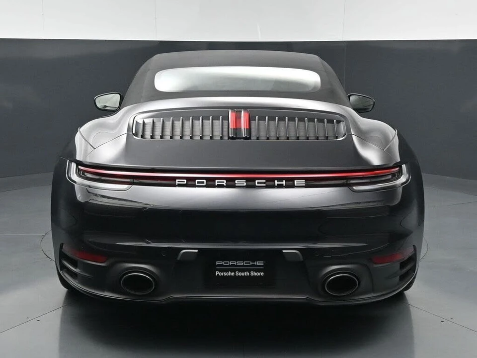 2020 Porsche 992 Carrera 4 - Image 10 of 31