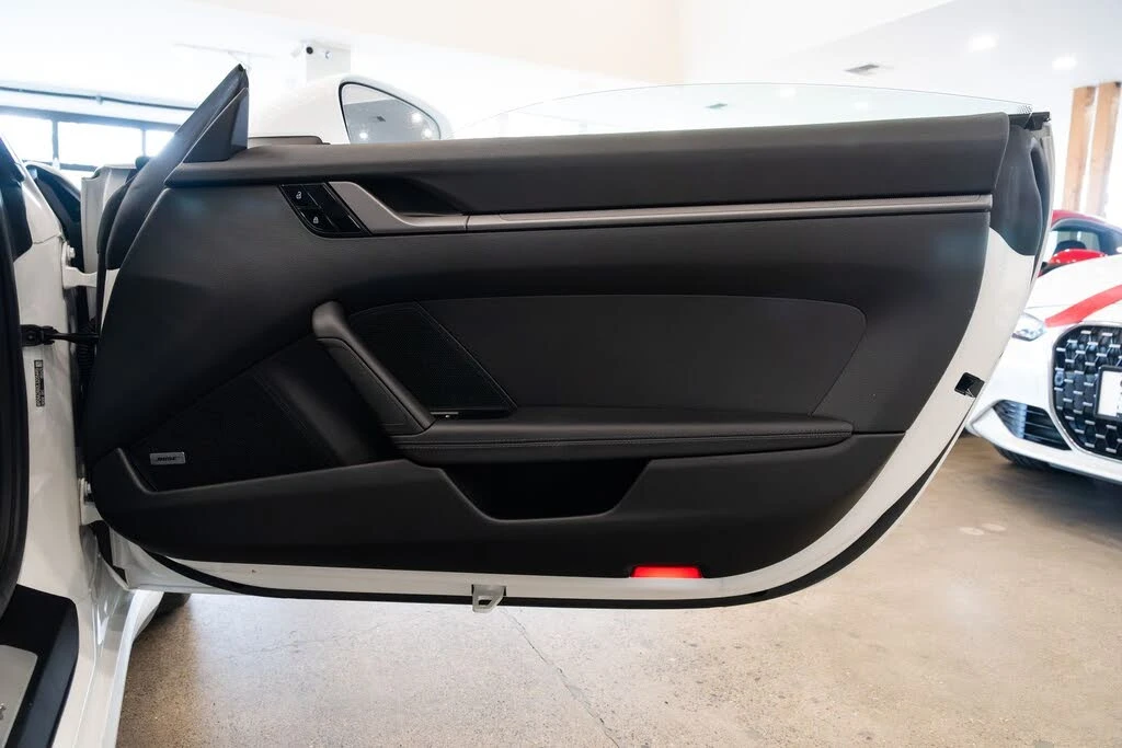 2020 Porsche 992 Carrera - Image 23 of 25