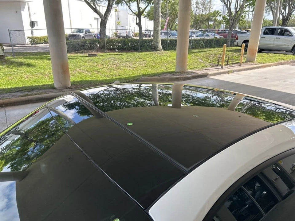 2020 Porsche 992 Carrera 4 - Image 16 of 31