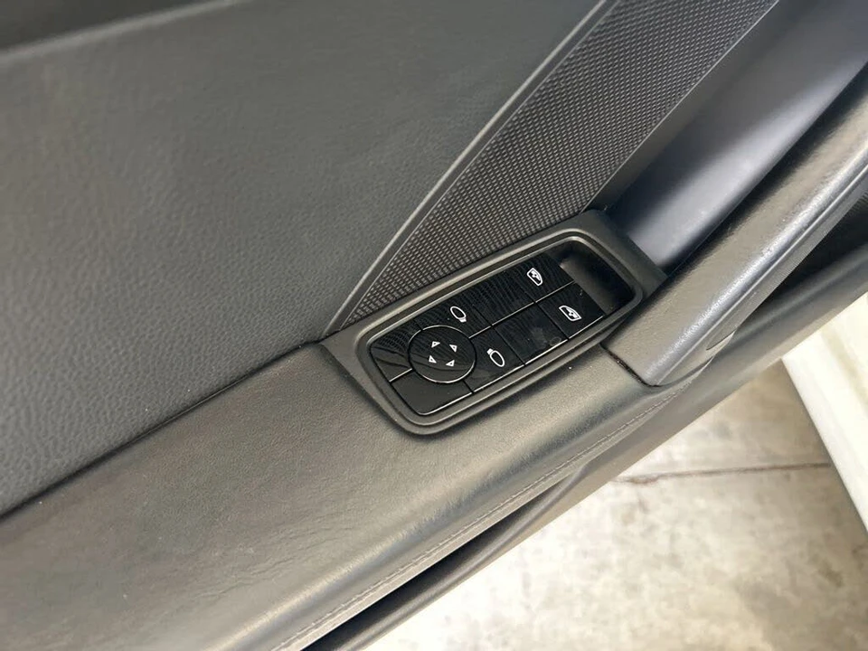2020 Porsche 992 Carrera 4 - Image 29 of 31