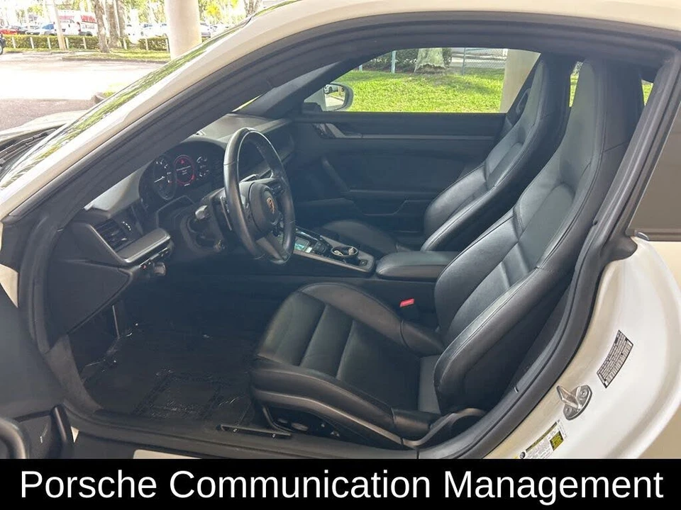 2020 Porsche 992 Carrera 4 - Image 5 of 31