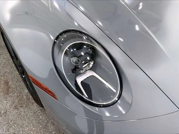 2020 Porsche 992 Carrera 4 - Image 11 of 20