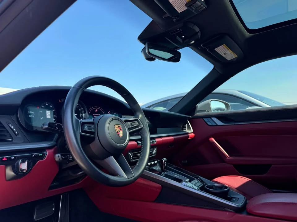 2020 Porsche 992 Carrera 4 - Image 4 of 18