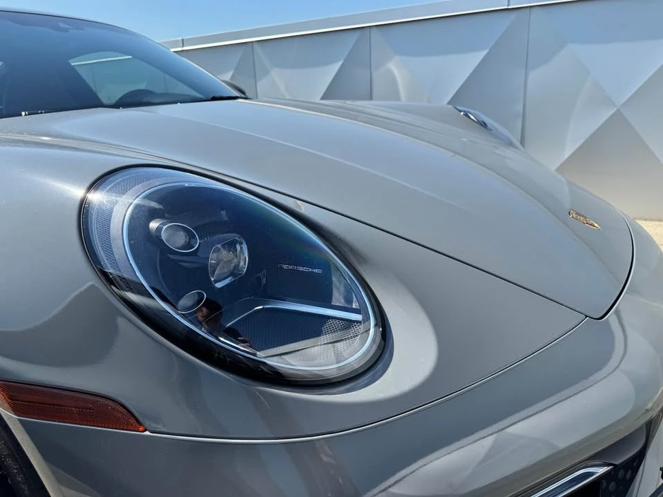 2020 Porsche 992 Carrera 4 - Image 14 of 18