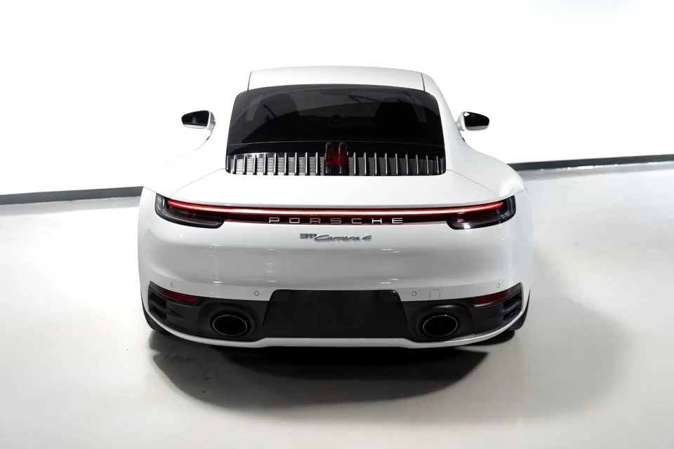 2020 Porsche 992 Carrera 4 - Image 5 of 10
