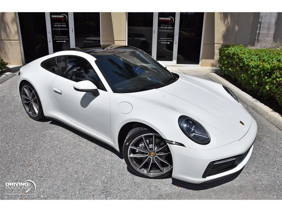 2020 Porsche 992 Carrera 4 - Image 2 of 31