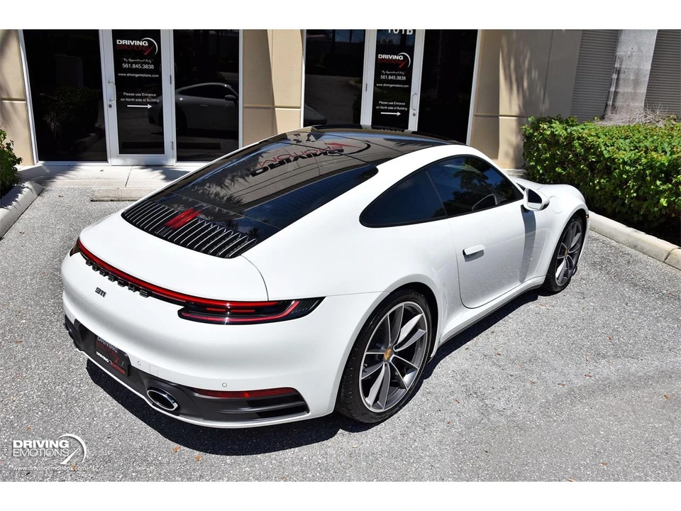 2020 Porsche 992 Carrera 4 - Image 20 of 31