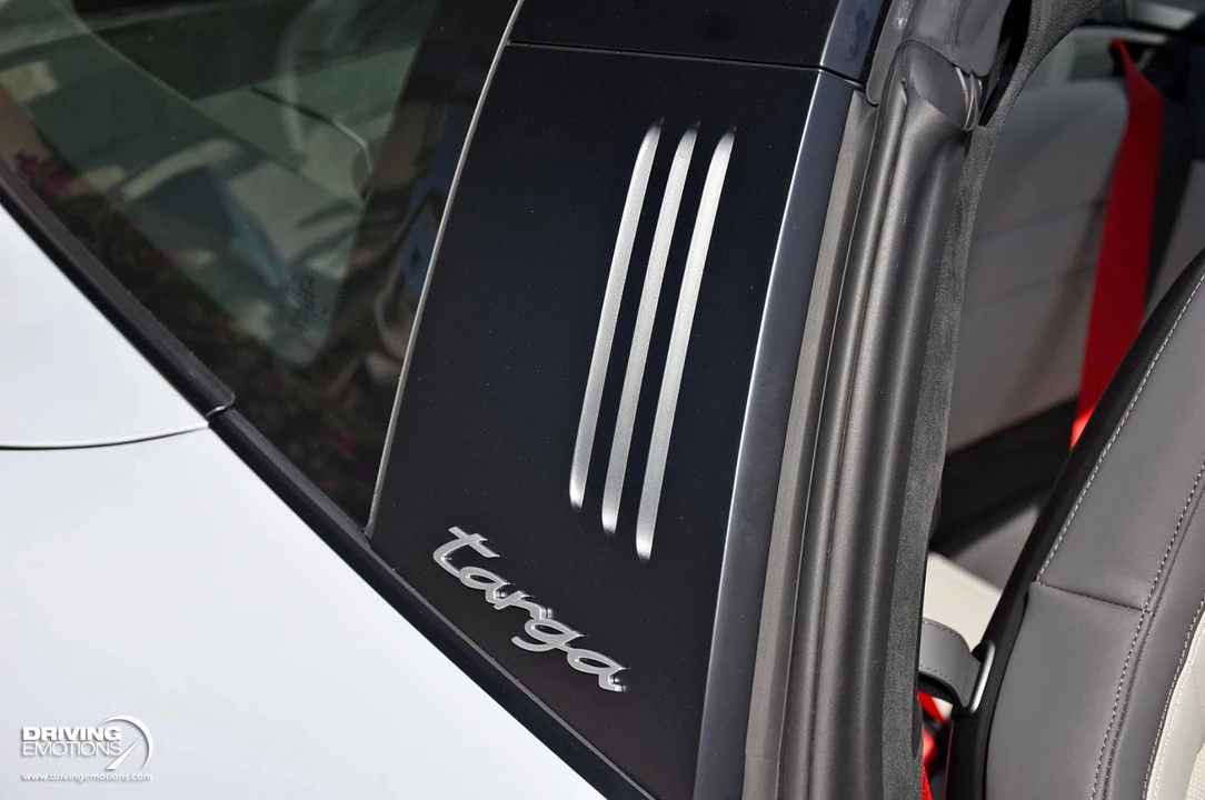 2026 Porsche 992 Carrera 4 - Image 16 of 31
