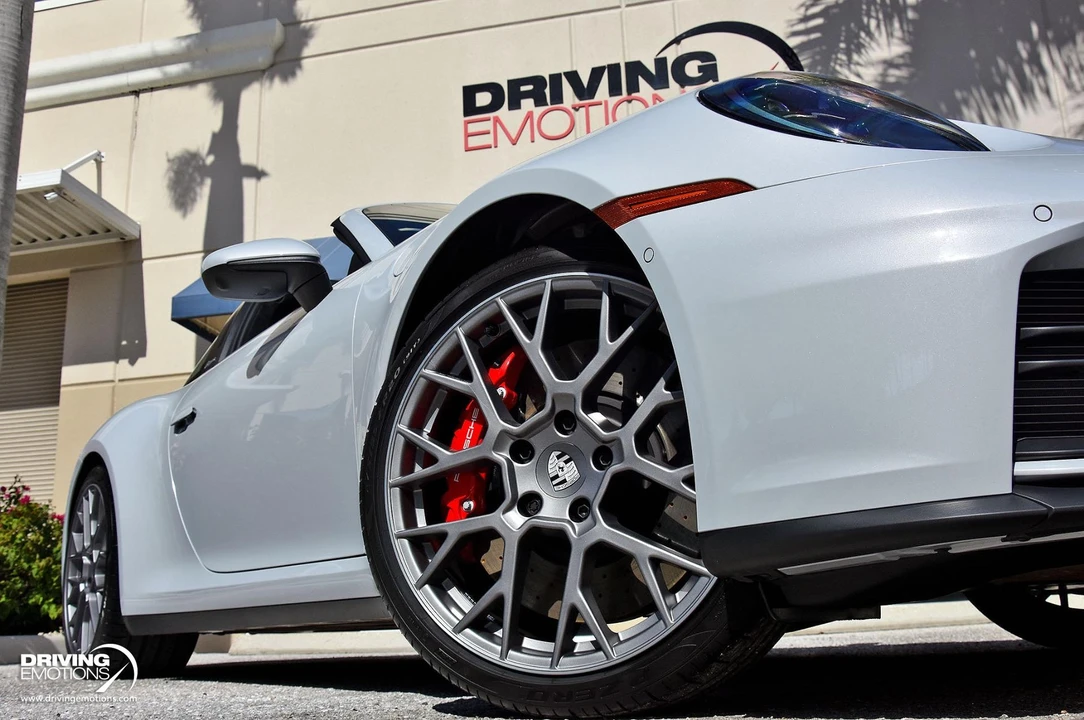 2026 Porsche 992 Carrera 4 - Image 3 of 31