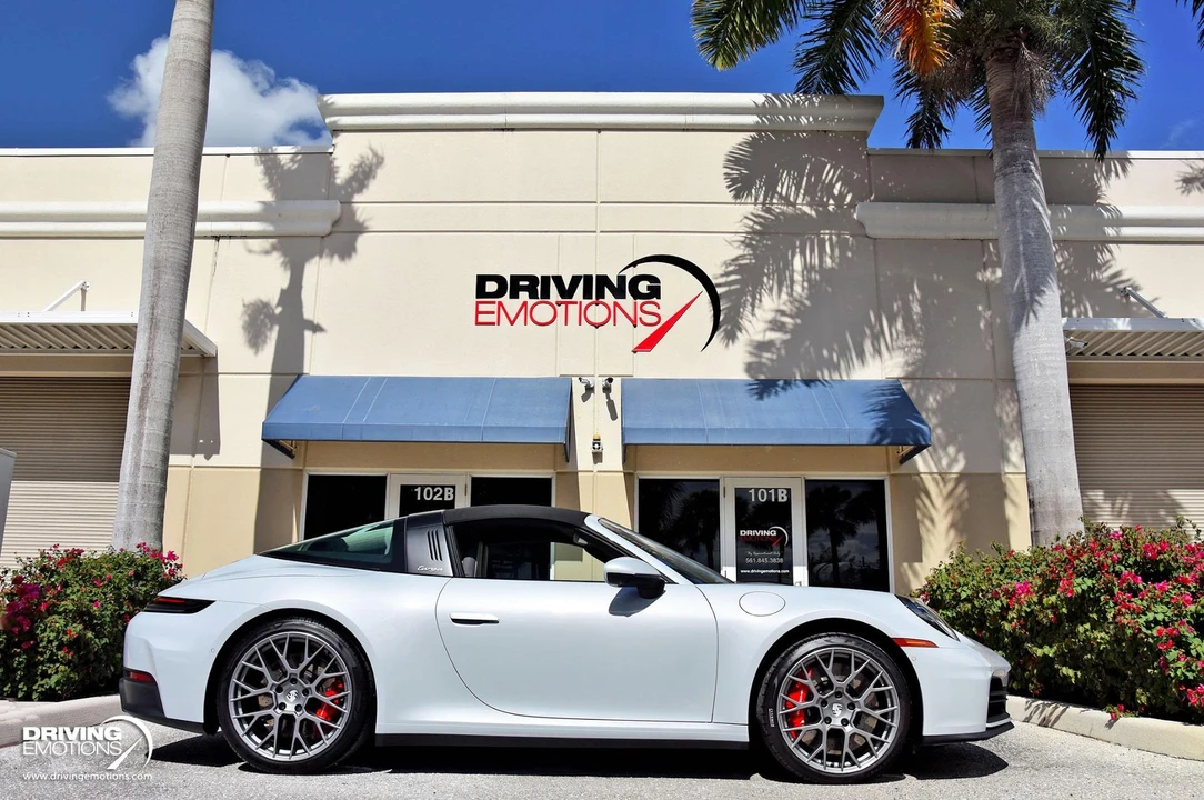 2026 Porsche 992 Carrera 4 - Image 8 of 31