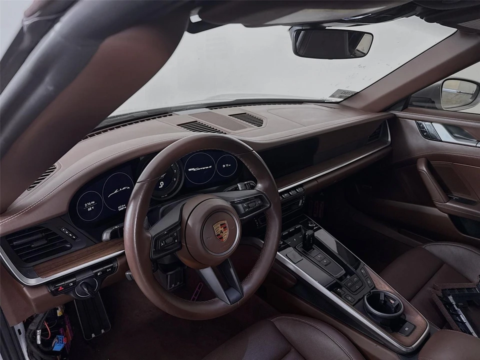 2020 Porsche 992 Carrera 4 - Image 6 of 15