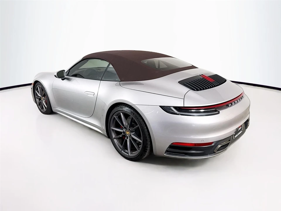 2020 Porsche 992 Carrera 4 - Image 5 of 15