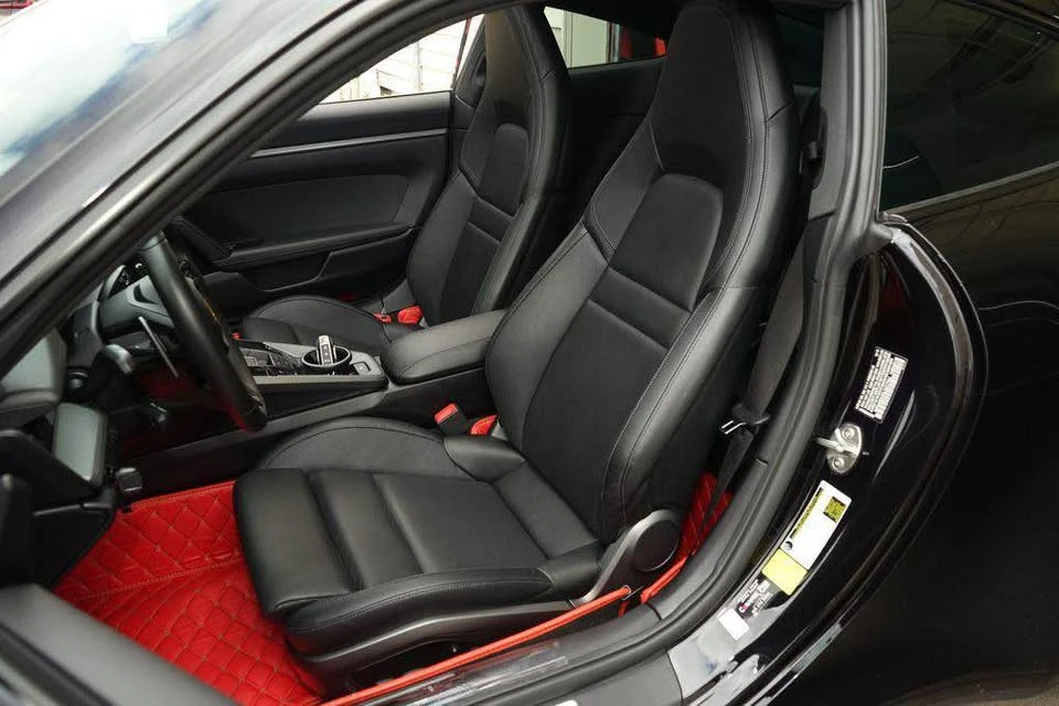 2020 Porsche 992 Carrera 4S - Image 7 of 17