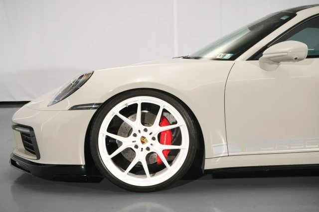 2020 Porsche 992 Carrera 4S - Image 4 of 31