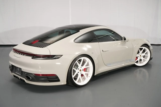 2020 Porsche 992 Carrera 4S - Image 22 of 31