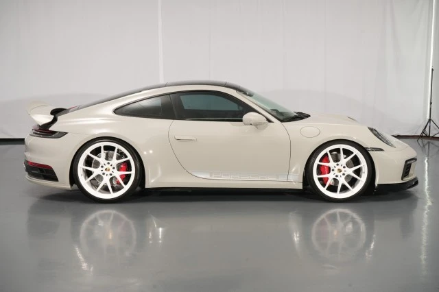 2020 Porsche 992 Carrera 4S - Image 20 of 31