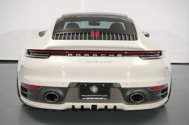 2020 Porsche 992 Carrera 4S - Image 26 of 31