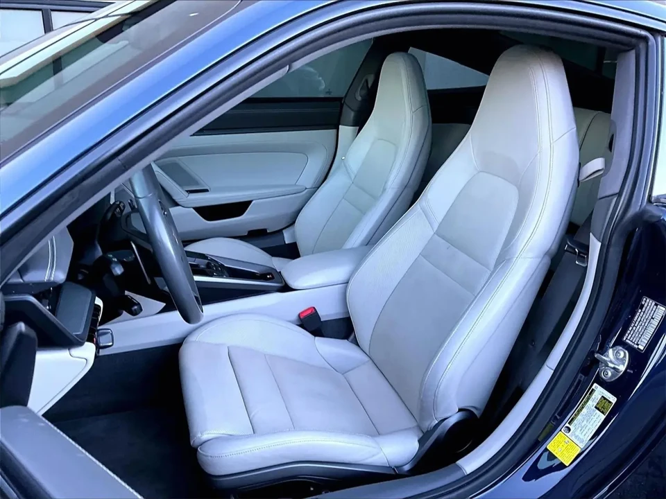 2020 Porsche 992 Carrera 4S - Image 5 of 12