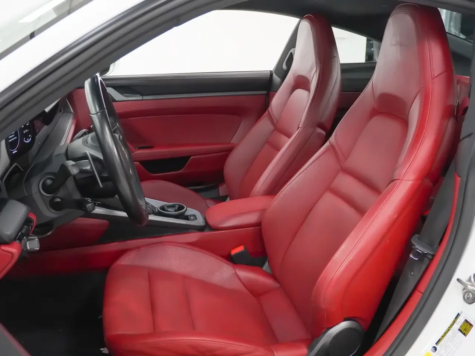 2020 Porsche 992 Carrera 4S - Image 5 of 7