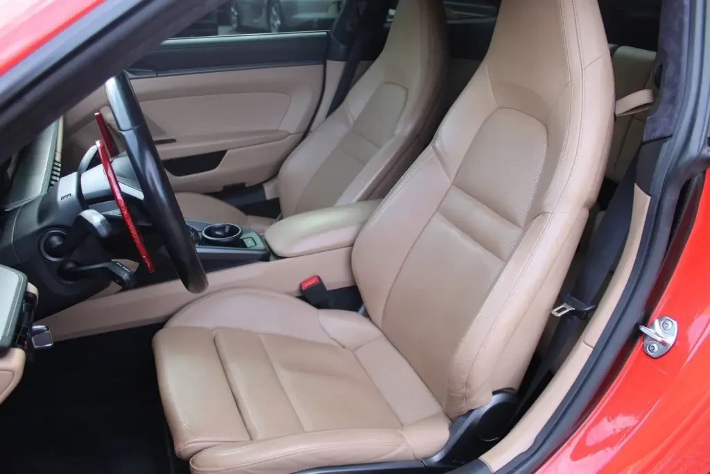 2020 Porsche 992 Carrera 4S - Image 5 of 9