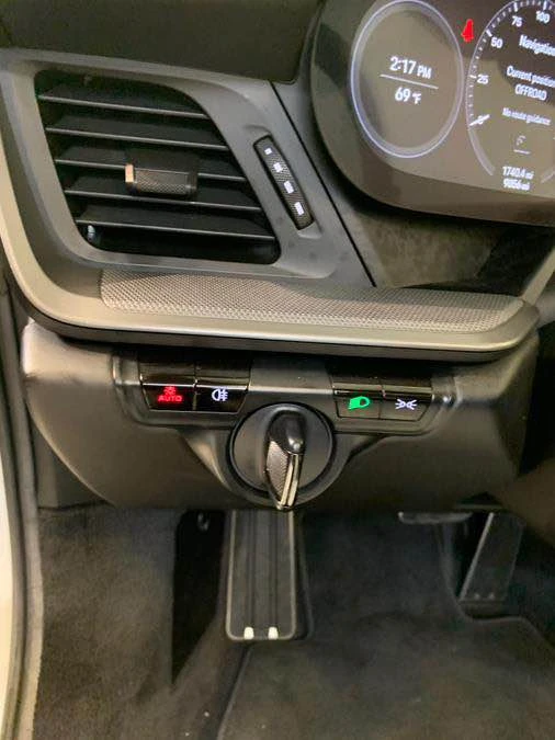 2020 Porsche 992 Carrera 4S - Image 13 of 18