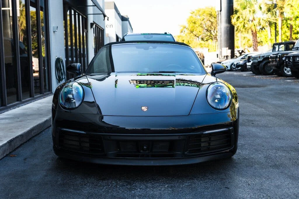 2020 Porsche 992 Carrera 4S - Image 5 of 31