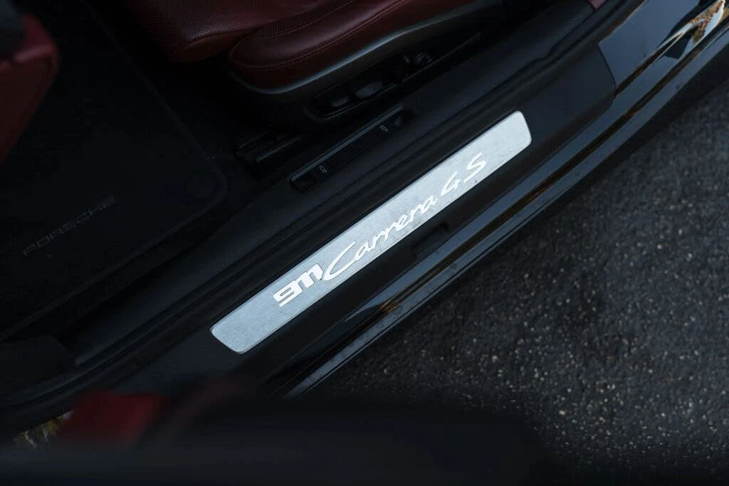 2020 Porsche 992 Carrera 4S - Image 25 of 31