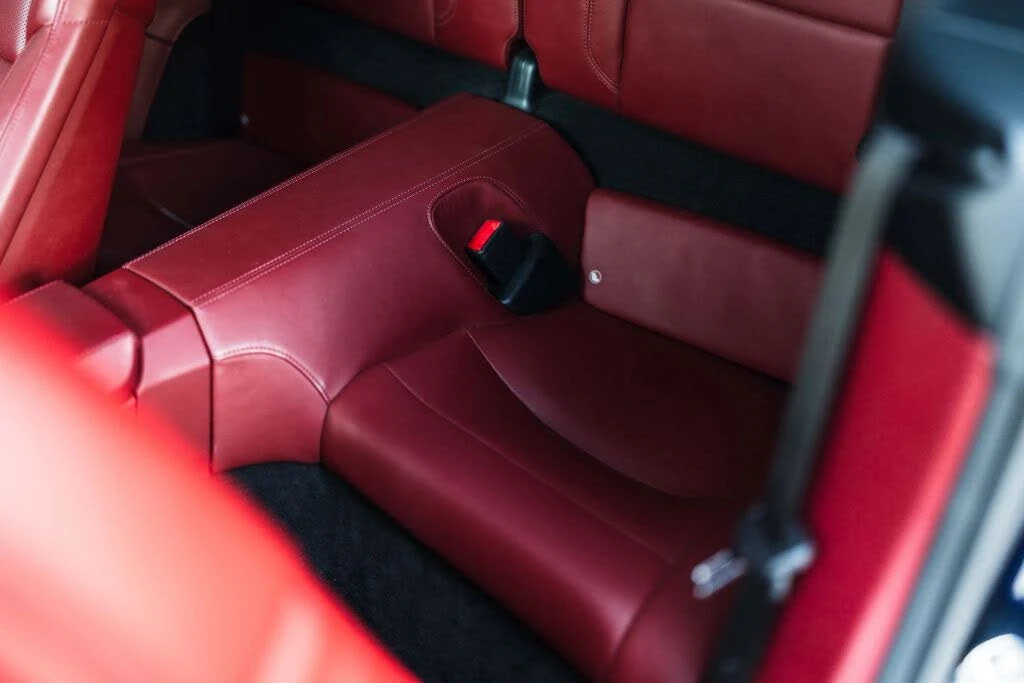2020 Porsche 992 Carrera 4S - Image 27 of 31