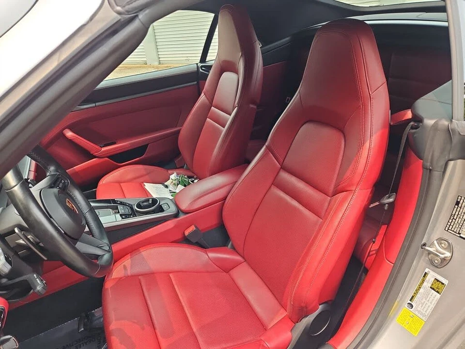 2020 Porsche 992 Carrera 4S - Image 5 of 31