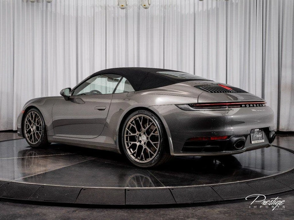 2020 Porsche 992 Carrera 4S - Image 10 of 31