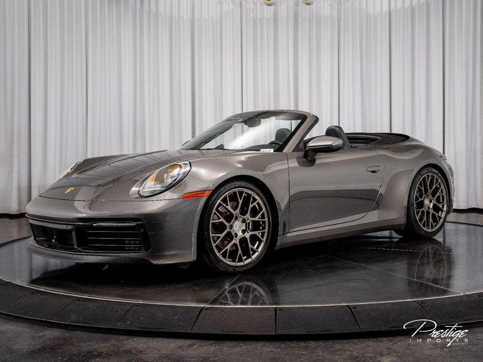 2020 Porsche 992 Carrera 4S - Image 7 of 31