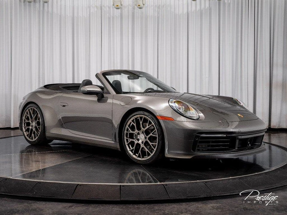 2020 Porsche 992 Carrera 4S - Image 21 of 31