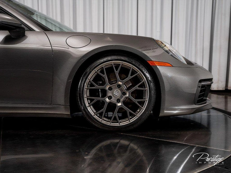 2020 Porsche 992 Carrera 4S - Image 20 of 31