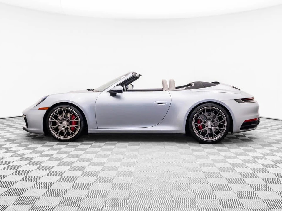 2020 Porsche 992 Carrera 4S - Image 2 of 31