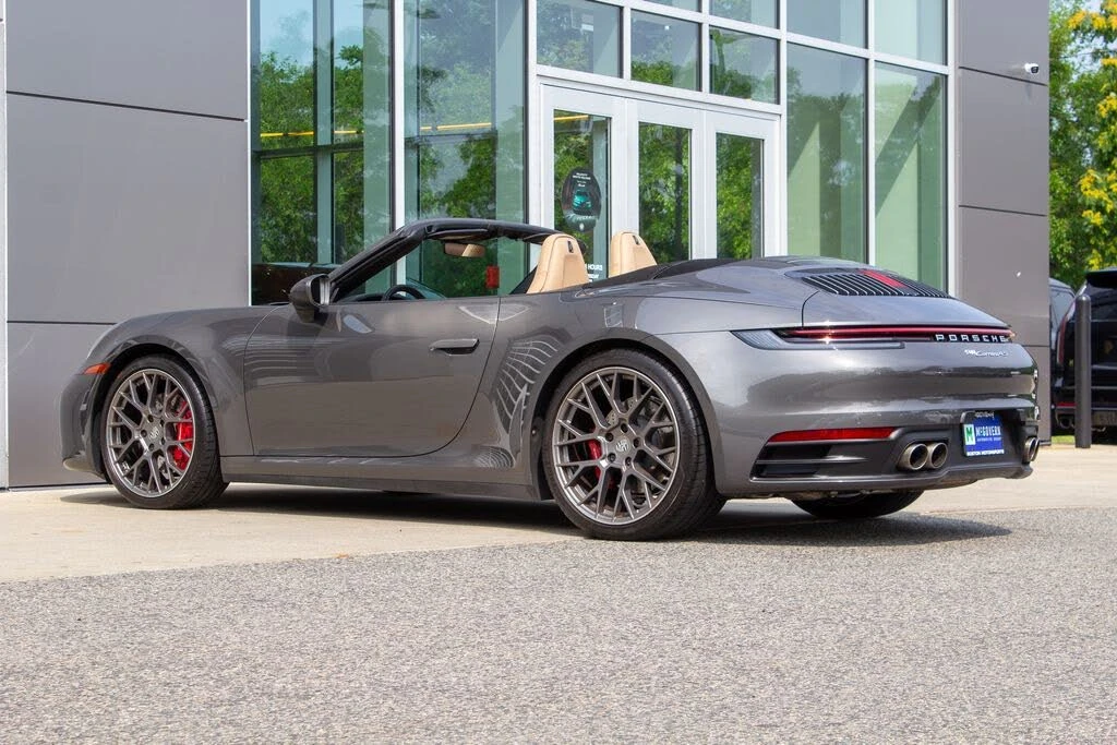 2020 Porsche 992 Carrera 4S - Image 9 of 23
