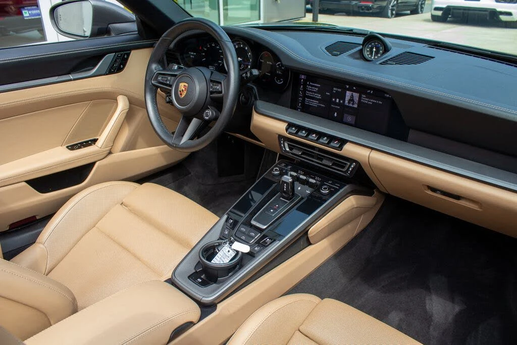 2020 Porsche 992 Carrera 4S - Image 14 of 23