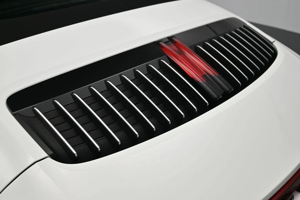 2020 Porsche 992 Carrera 4S - Image 27 of 31