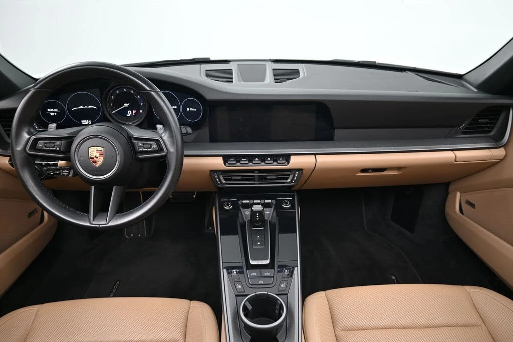 2020 Porsche 992 Carrera 4S - Image 7 of 31