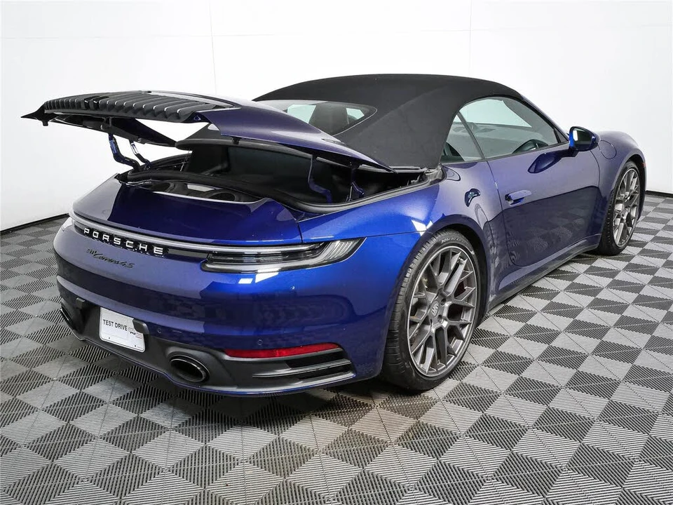 2020 Porsche 992 Carrera 4S - Image 28 of 31