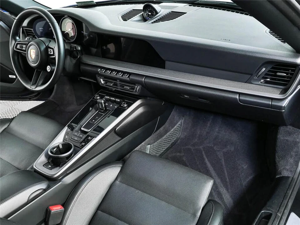 2020 Porsche 992 Carrera 4S - Image 22 of 31
