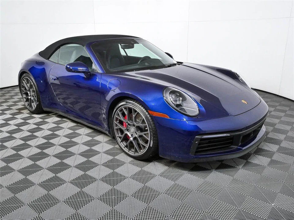 2020 Porsche 992 Carrera 4S - Image 24 of 31