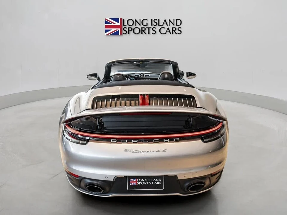 2020 Porsche 992 Carrera 4S - Image 10 of 31