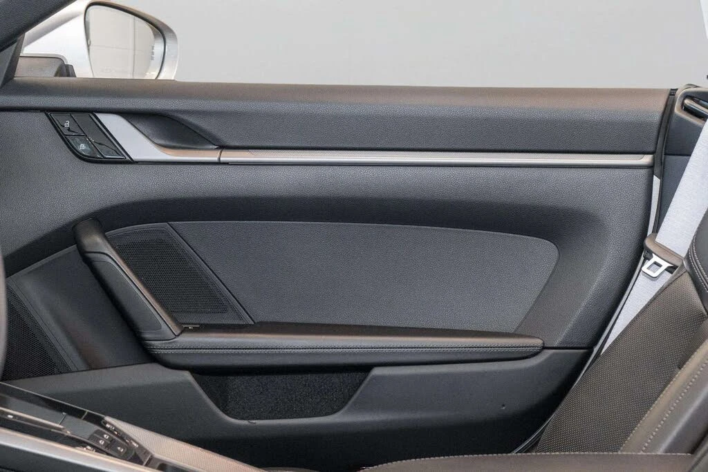 2020 Porsche 992 Carrera 4S - Image 21 of 31