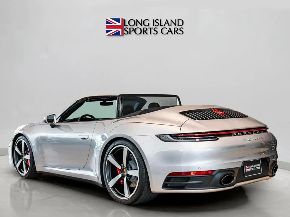 2020 Porsche 992 Carrera 4S - Image 8 of 31