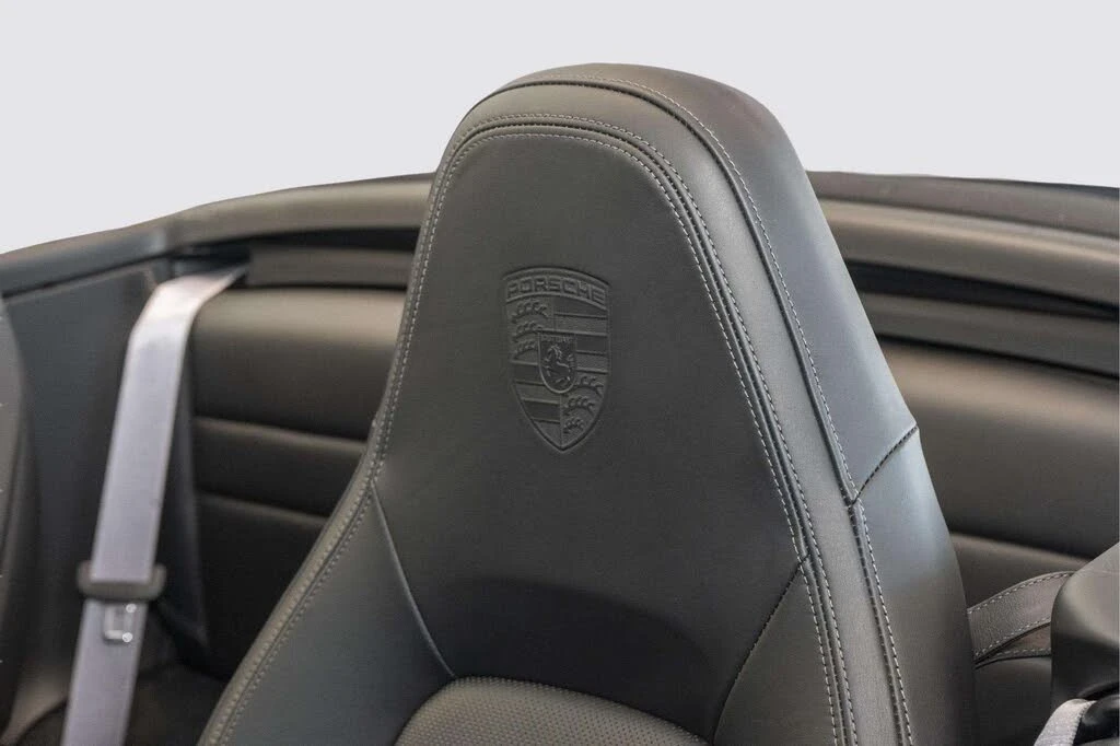 2020 Porsche 992 Carrera 4S - Image 23 of 31